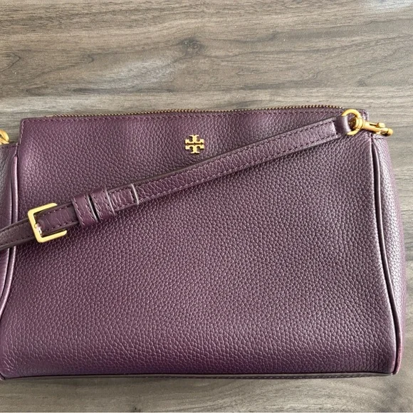 Tory Burch Purple Crossbody Bag - Picture 4 of 9